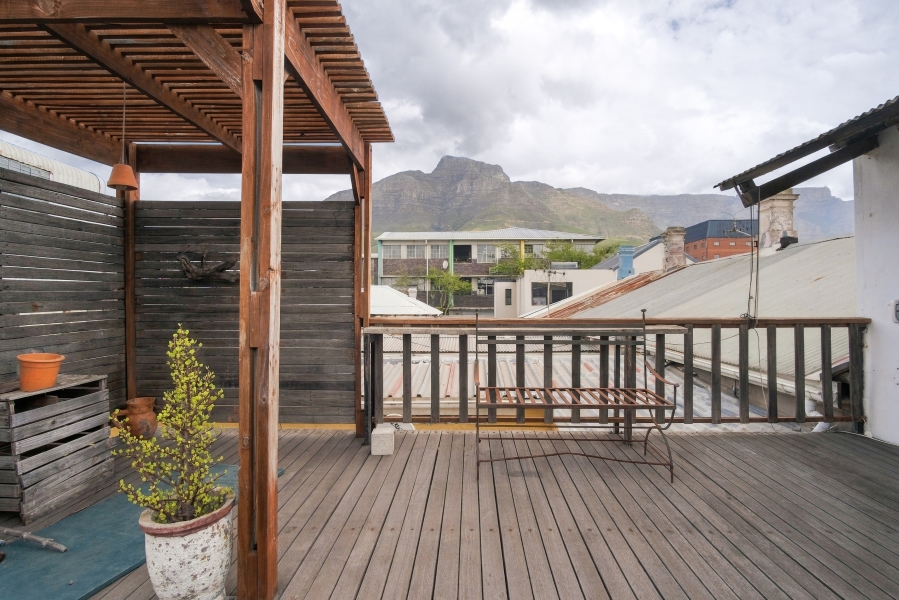 To Let 4 Bedroom Property for Rent in Woodstock Western Cape